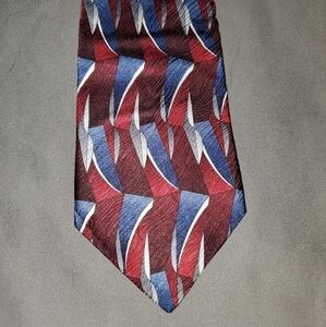 𝅺Red & blue geometric tie NEW